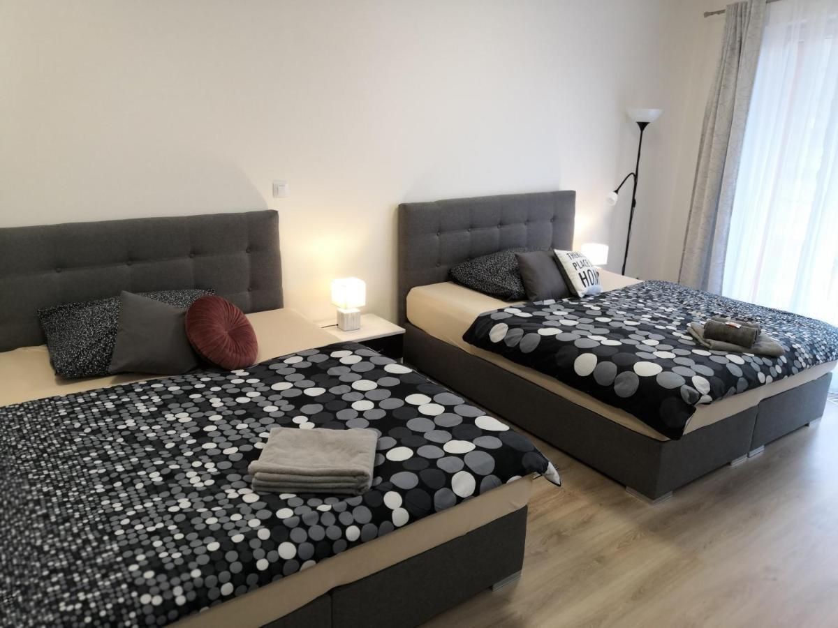 H+ Apartman Letiste Praha公寓 外观 照片